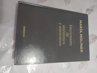 Diccionario de sinónimos y antónimos. Nueva edi...