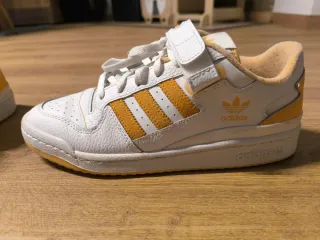 Adidas Forum Low Amber White