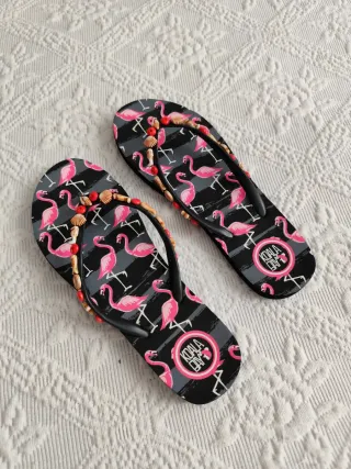 Chanclas Koala Bay flamencos y conchas.