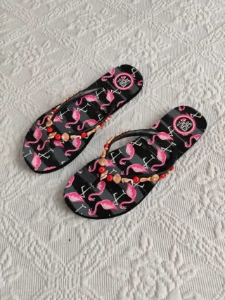 Chanclas Koala Bay flamencos y conchas.