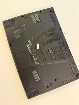 MSI GF65 Thin Laptop Negro