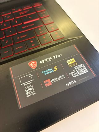 MSI GF65 Thin Laptop Negro
