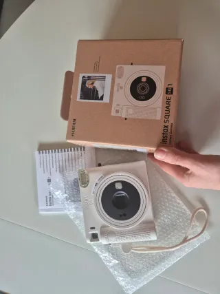 Cámara Instax SQ1 Fujifilm Beige