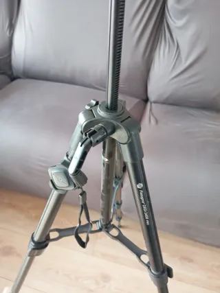 Trípode con mando bluetooth