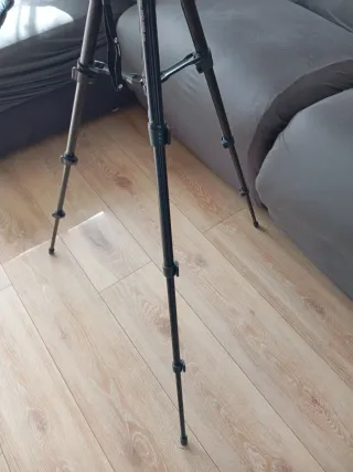 Trípode con mando bluetooth