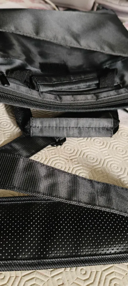 Bolso para tablet negro