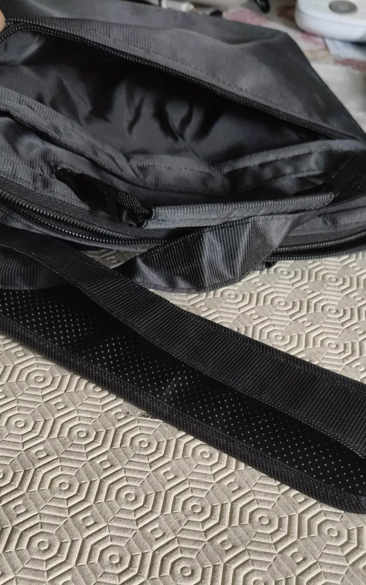 Bolso para tablet negro afbeelding 3