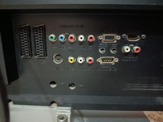 Monitor TV LG Plata y Negro