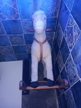Caballito de madera y tela vintage