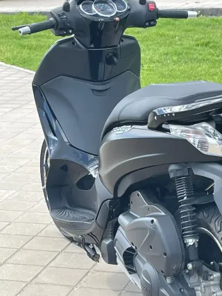 Piaggio Beverly 300 Police 40.000 km