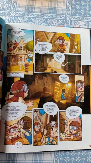 Libro cómic Up de Disney, nuevo
