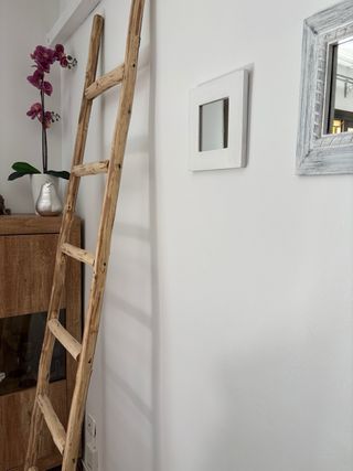 Escalera rústica madera maciza