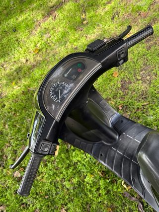 Piaggio Zip Scooter