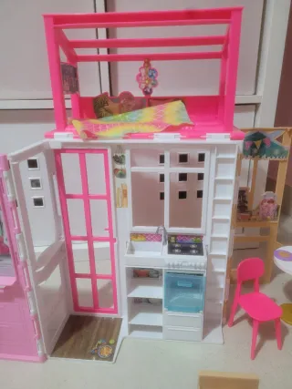 Casa Barbie con accesorios
