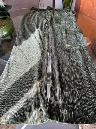 Conjunto Camisa Plisada y Pantalón