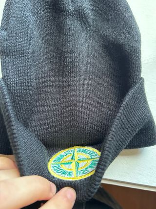 Gorro Stone Island Negro