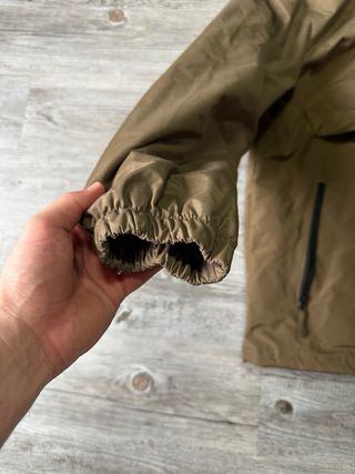 Chaqueta anorak con capucha Primark beige Talla M