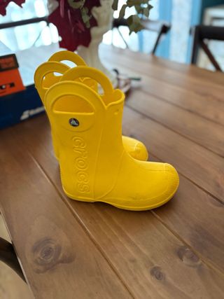 Botas de agua Crocs amarillas