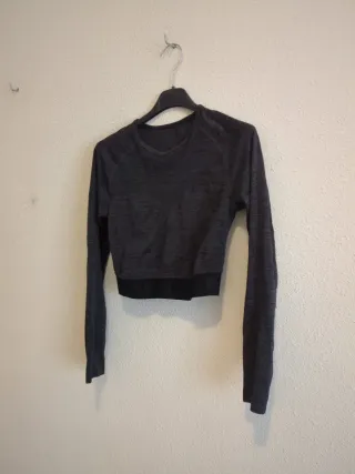 Top corto Myprotein gris oscuro Talla S