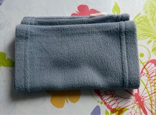 Braga de cuello gris