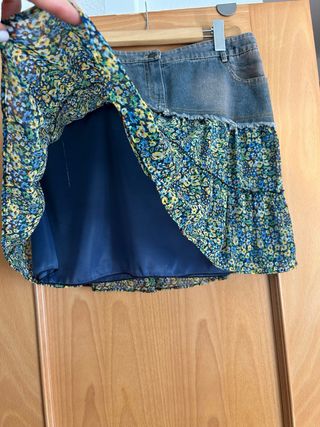 Falda vaquera  con volantes