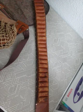 Zurrón y cartuchera de cuero