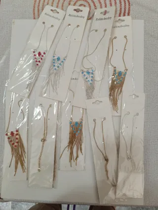 Lote bisutería 40 piezas nuevas