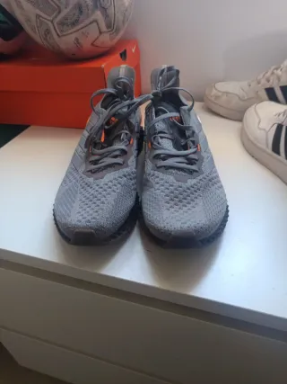 Adidas X90004D grises casi nuevas