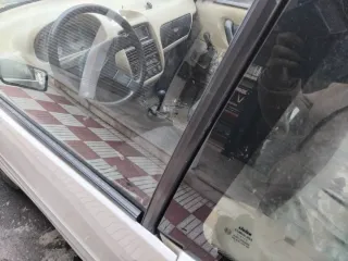 Mini coche en buen estado