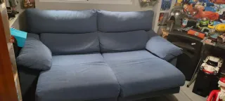 Sofá 195cm tela azul/gris