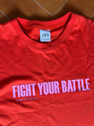 Camiseta Zara Estampada Fight Your Battle