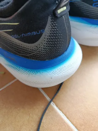 Zapatillas Asics PureGEL Nimbus  Negras y Azules .