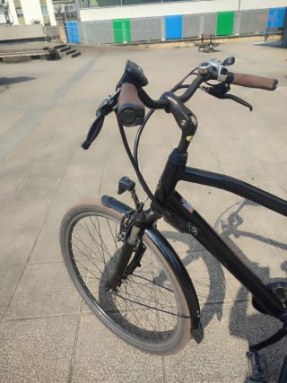 Bicicleta eléctrica de ciudad