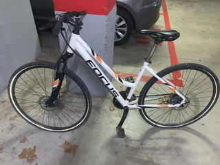 Bicicleta de Montaña Focus Blanca