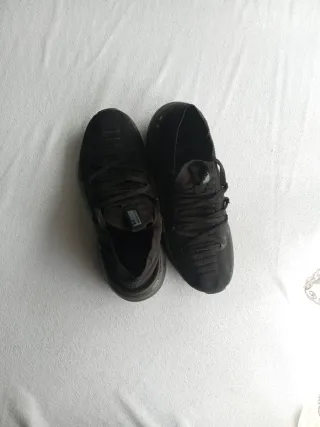 Zapatillas Under Armour Negras