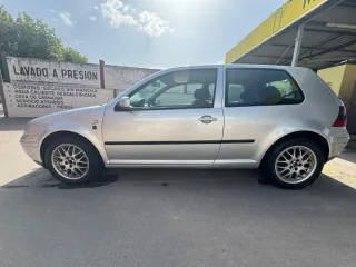 Volkswagen Golf 2001