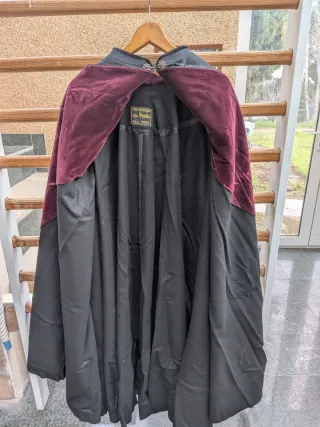 Capa Española Casa Seseña Negra Talla Única