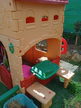 Casita de jardín infantil