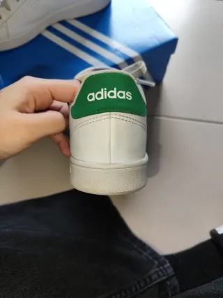 Adidas Advantage Blancas