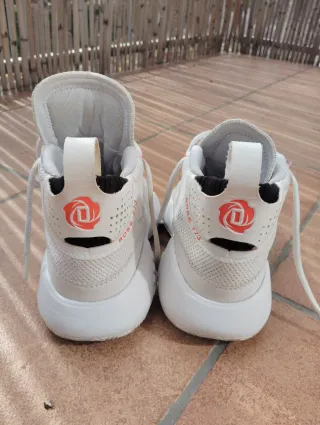 Adidas Rose773 Scarpe Sportive Bianche Unisex