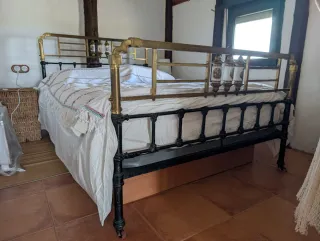 Cama Somier Hierro Forjado con somier de lamas