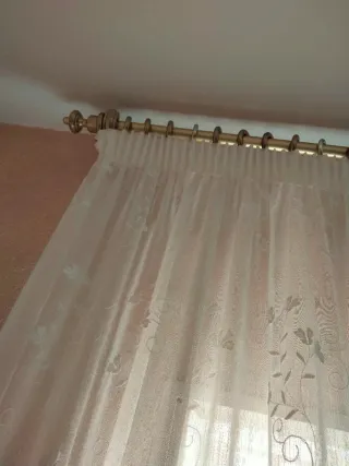 Cortinas blancas transparentes con estampado