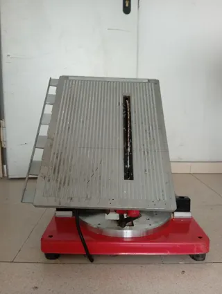 Sierra ingletadora con mesa.Envio gratis en Madrid