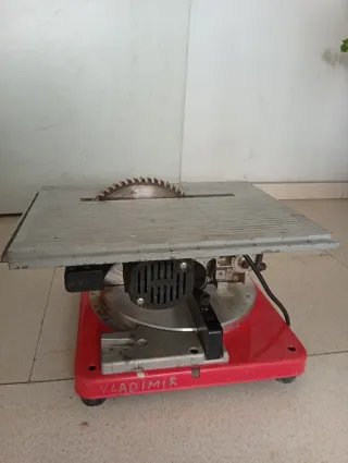 Sierra ingletadora con mesa.Envio gratis en Madrid