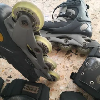 Patines Rollerblade Talla 45.5 + Protecciones XL