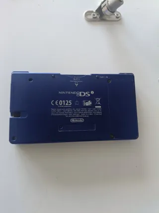 Nintendo DSi XL Edición Mario 25 Aniversario