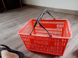 Cesta Coca-Cola Roja