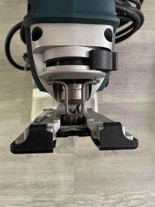 Sierra Caladora Bosch GST 150 BCE Profesional