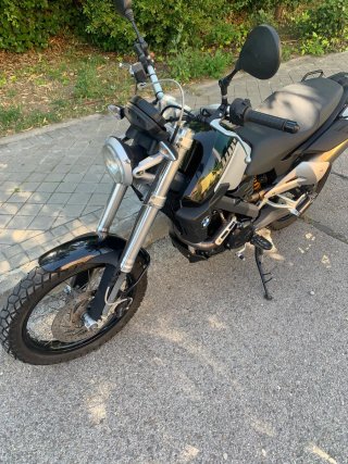 BMW G650 Xcountry Negra/Plata