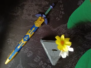 Réplica Espada Maestra + Base + Funda